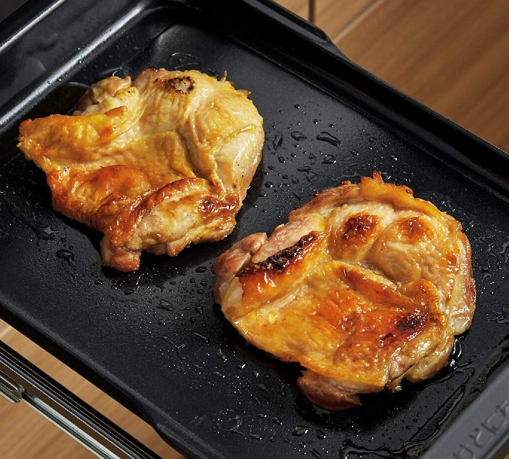 烤鱼炉与灶具联动：同时烹饪的三类功能：平盘、深盘与带盖烤盘 6
