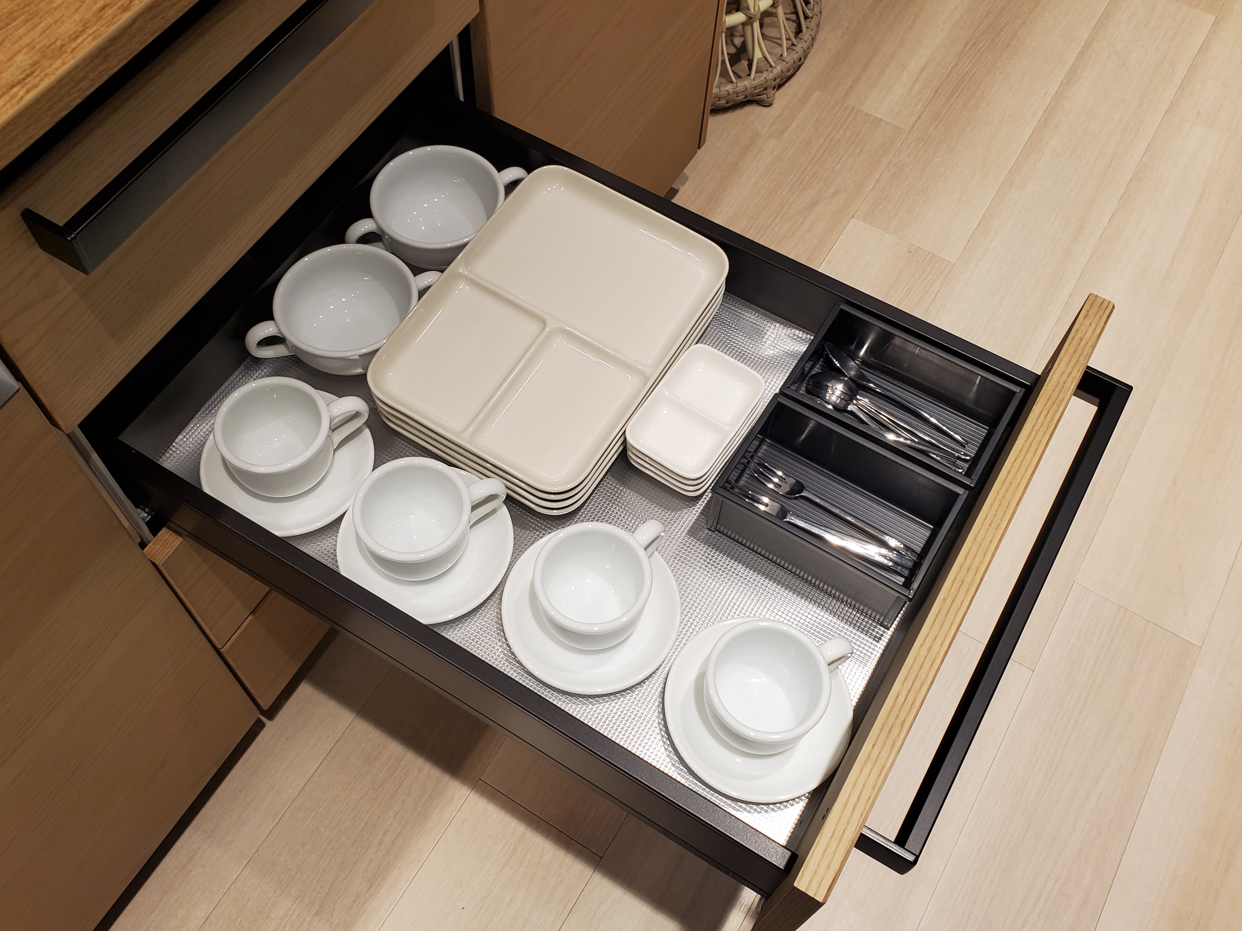 Cleanup 厨房餐具抽屉的组合收纳托盘