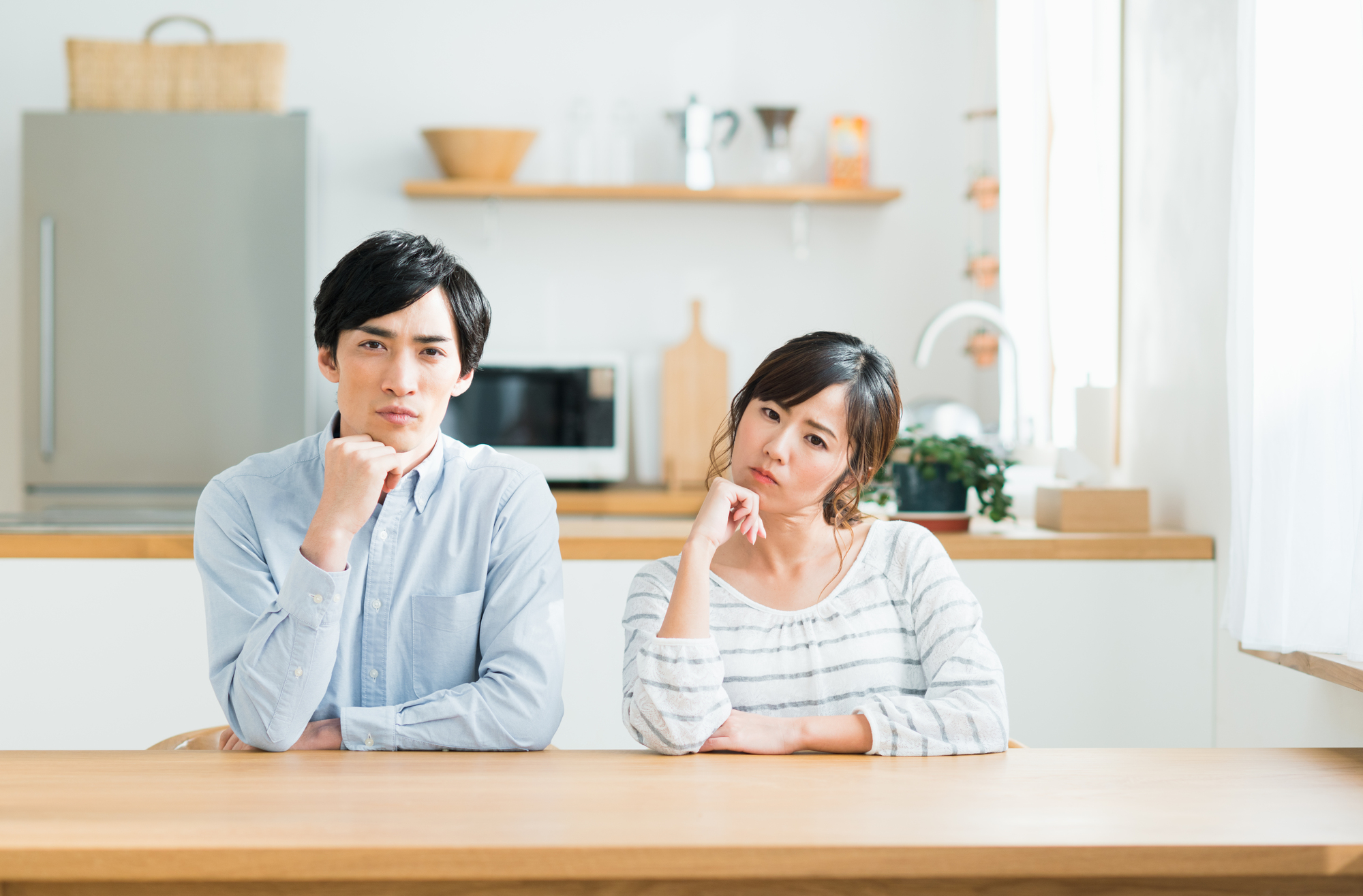 厨房挡油玻璃：后装条件、尺寸与使用差异：后期加装条件 3