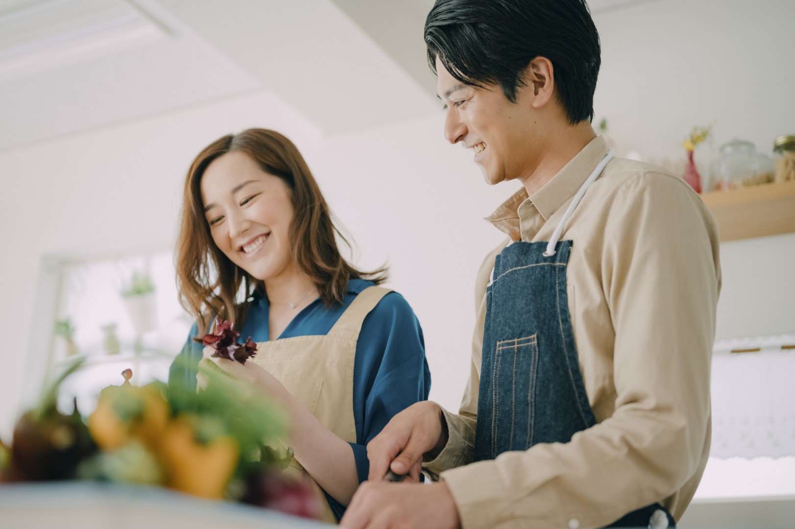 两人共同使用的厨房:动线、台面与收纳设计:两处可同时使用的操作面 2