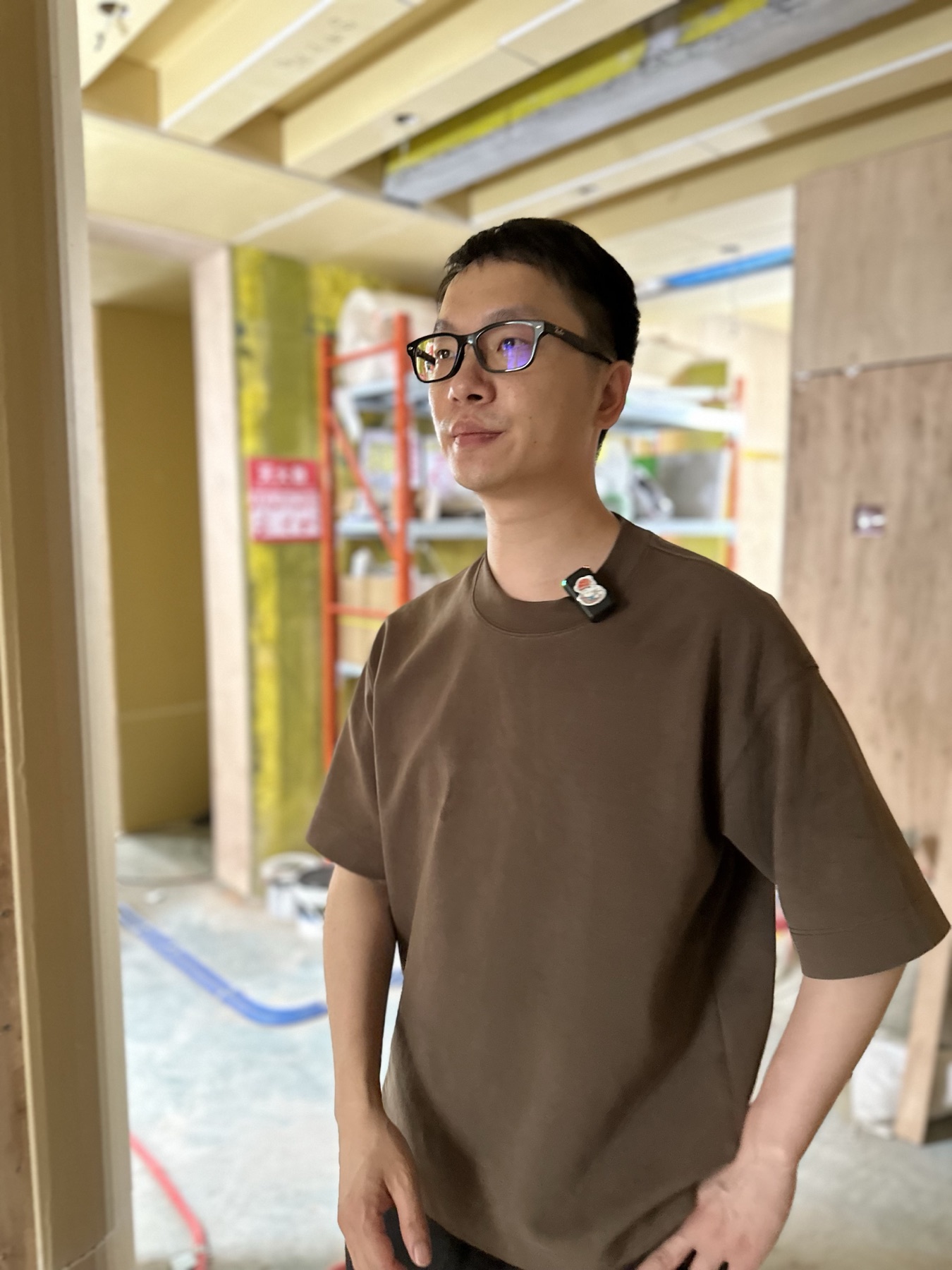 匠恒设计师在施工现场